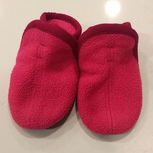 Patagonia fleece booties